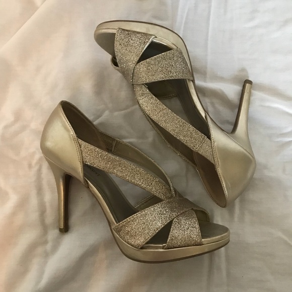 Fioni Night Shoes Gold Heels Womens Size 75 Poshmark